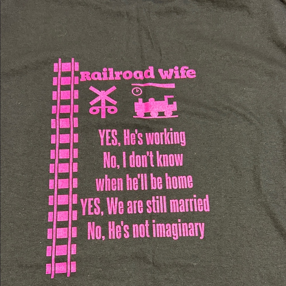 Railroad Wife Tee Hanes Black & Pink